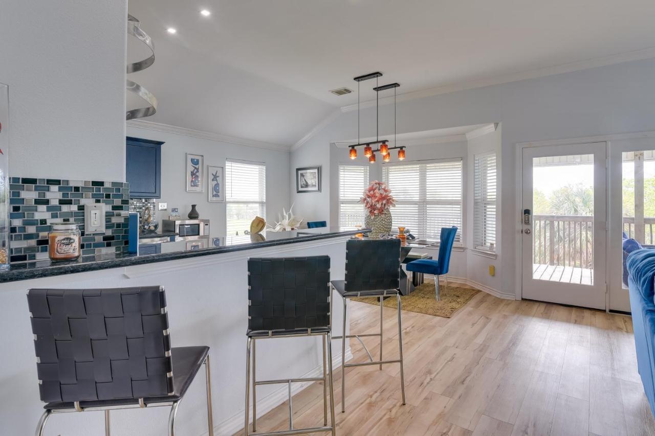 Galveston Escape With Entertainment Patio And Deck! Villa Exterior foto